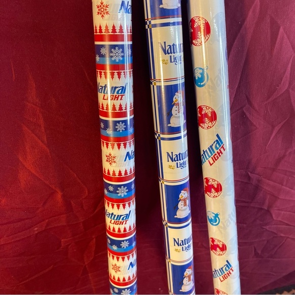 3 Extra Large Rolls of Natural Light Beer Holiday Wrapping Paper 60 Sq Feet Each - Picture 2 of 6